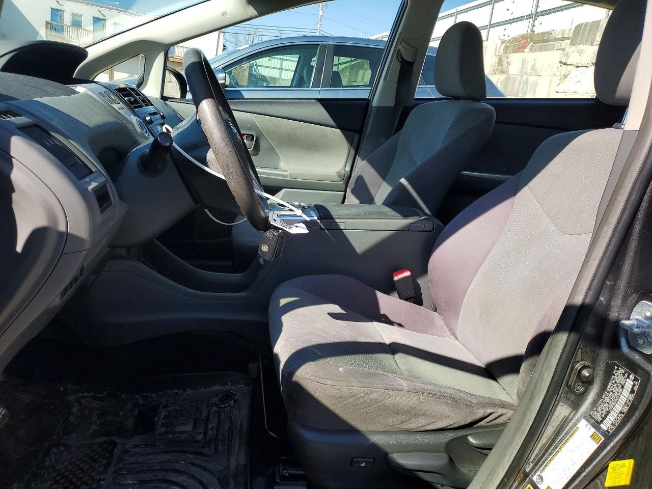 2012 Toyota Prius V Two - Фото 7