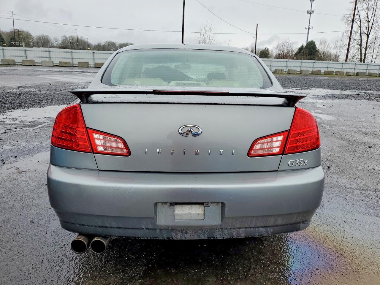 2004 Infiniti G35 Base - Image 6