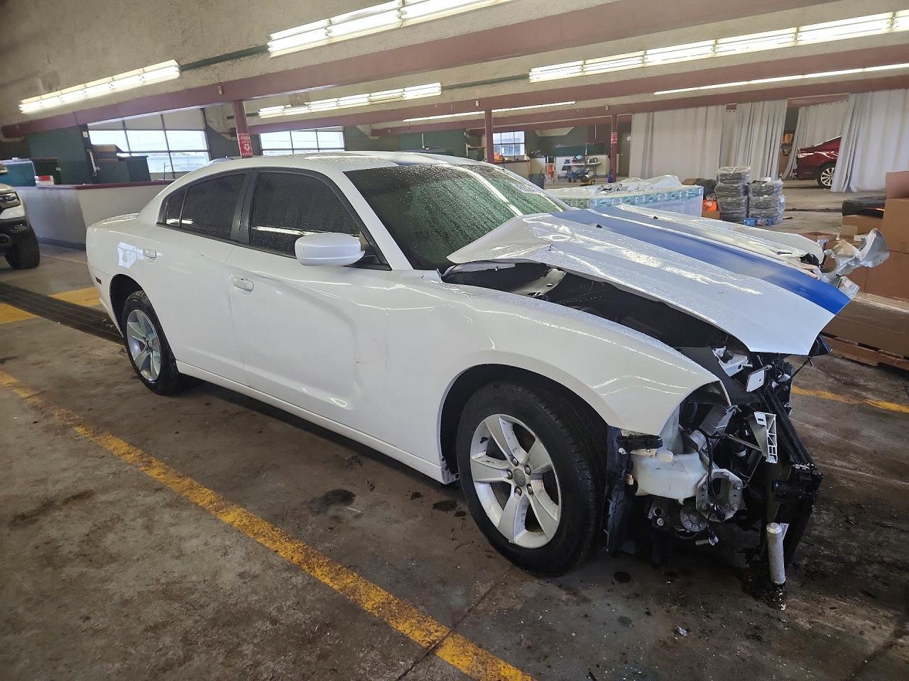 2014 Dodge Charger Se - Image 4