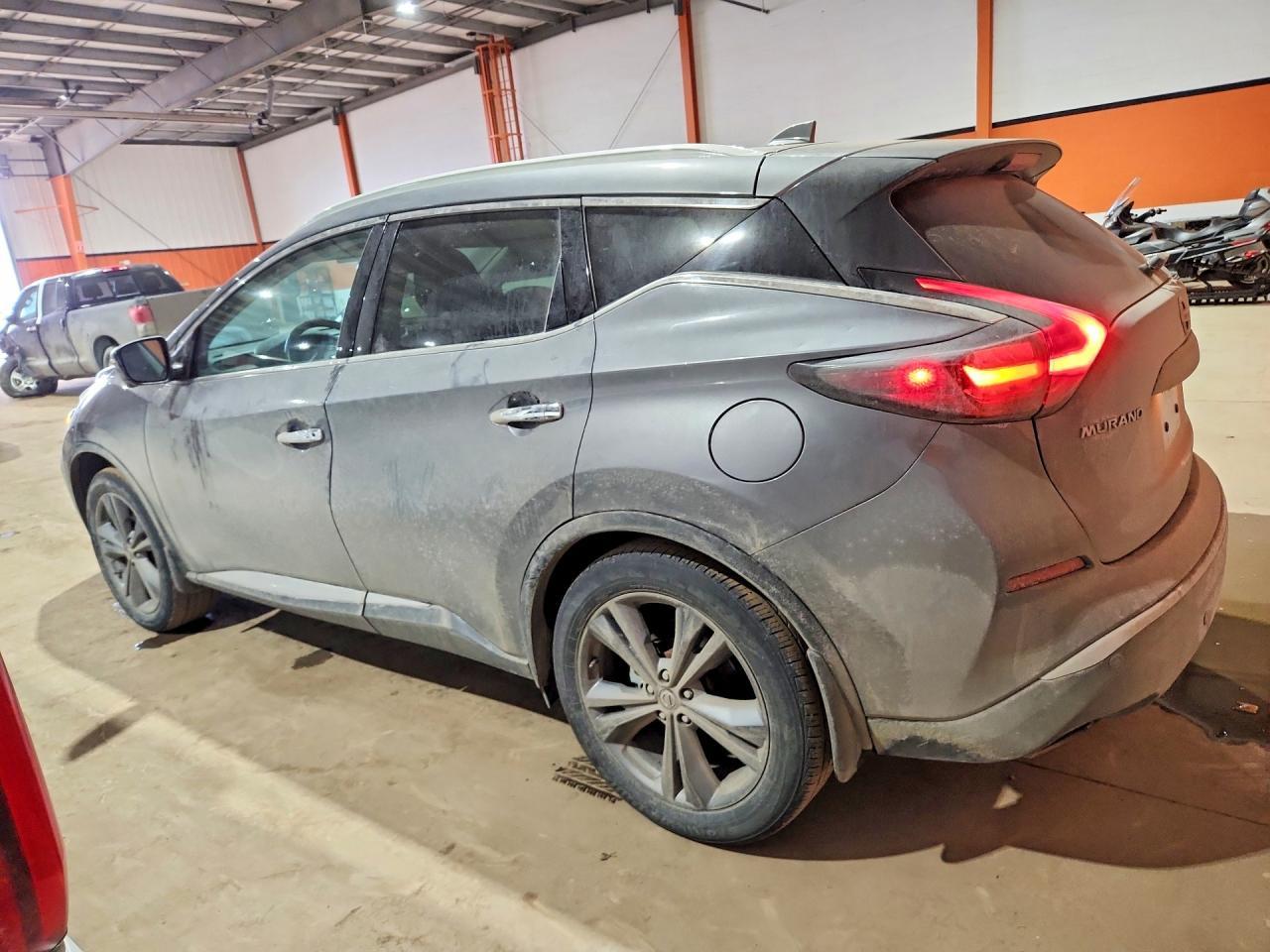 2021 Nissan Murano Platinum - Image 2