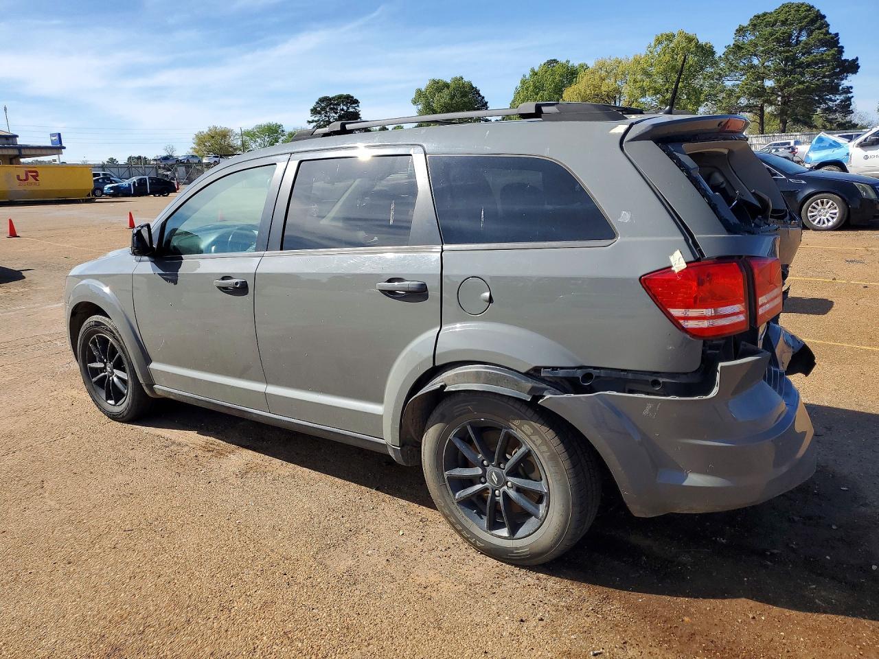 2020 Dodge Journey Se - Фото 2