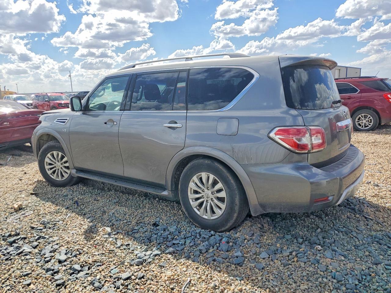 2017 Nissan Armada Sv - Image 2