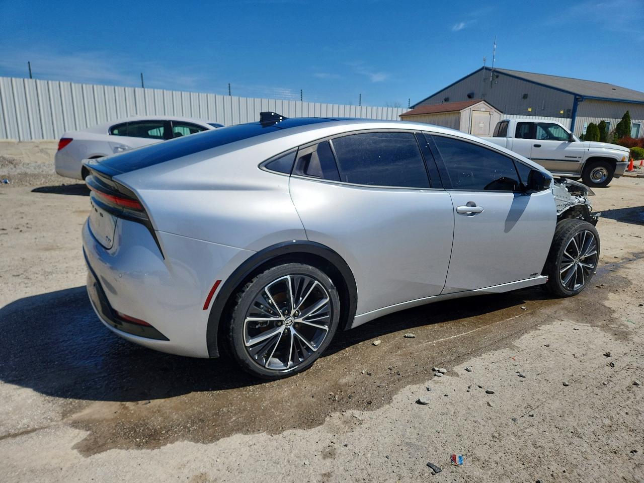 2024 Toyota Prius Xle - Image 3