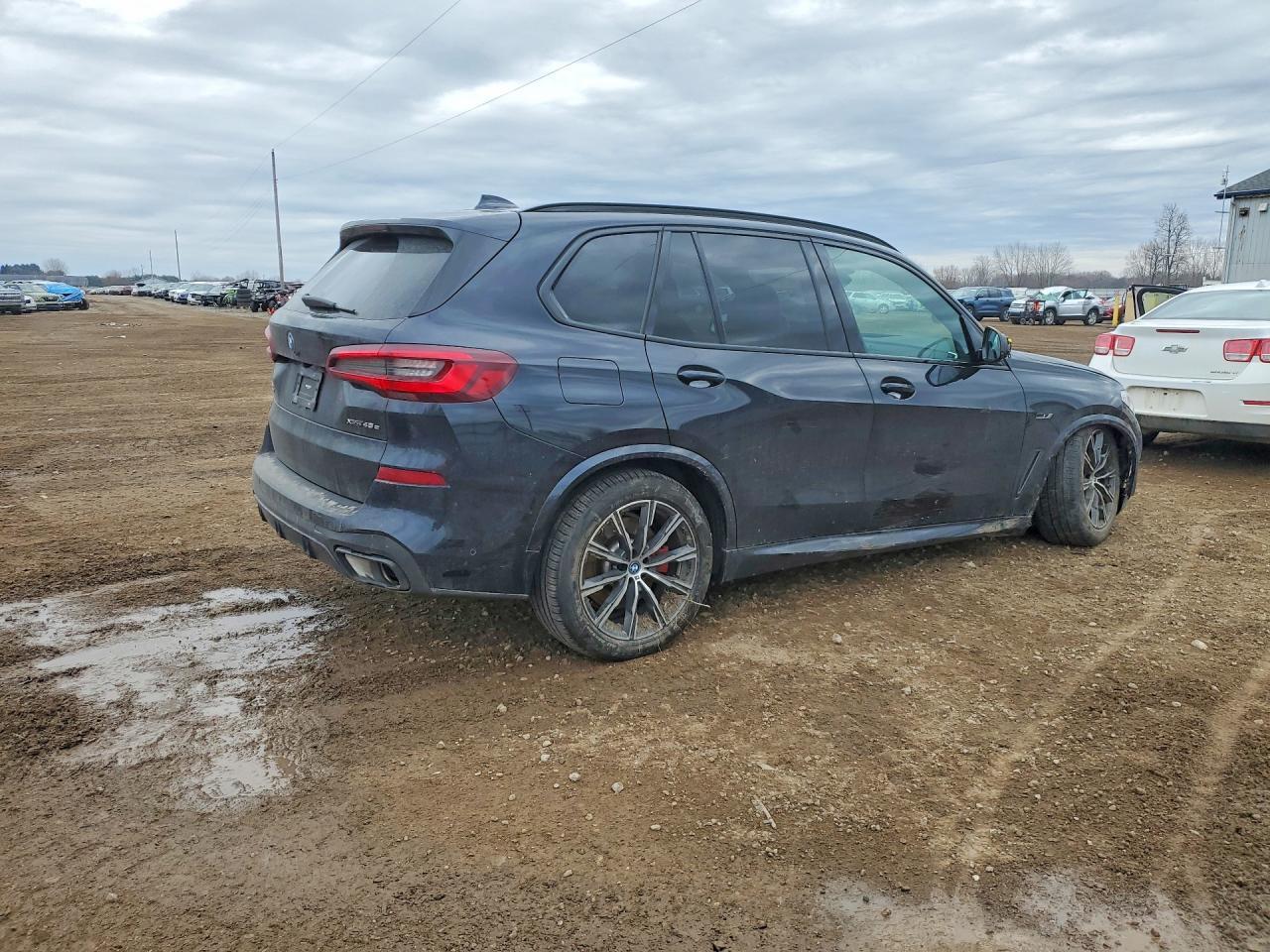 2023 BMW X5 - Image 3