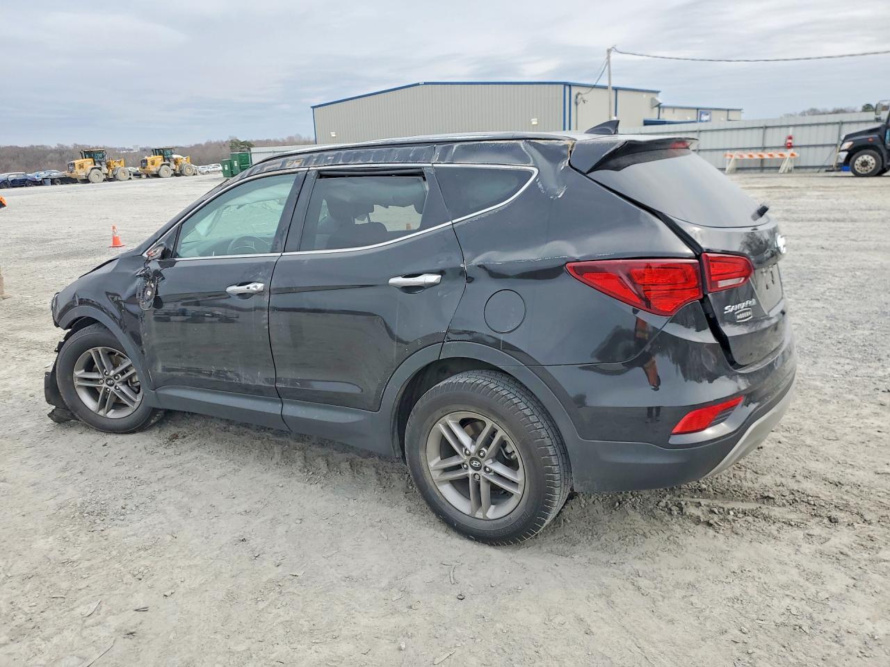 2017 Hyundai Santa Fe Sport 2.4L - Image 2