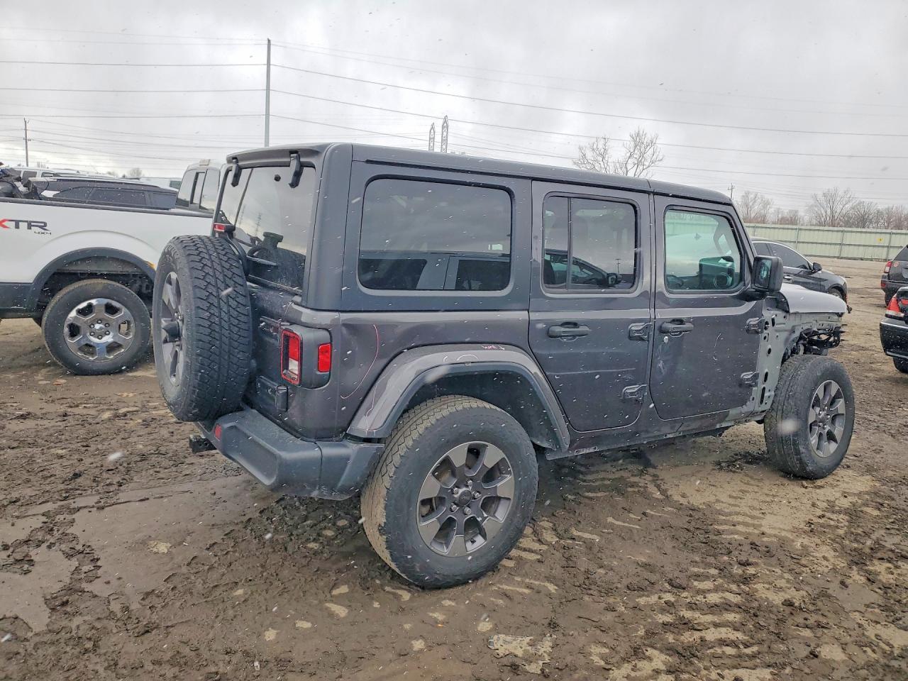 2019 Jeep Wrangler Unlimited Sahara - Фото 3