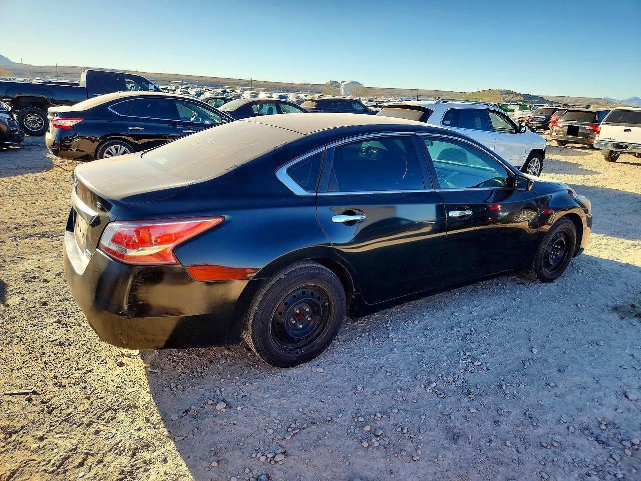 2013 Nissan Altima 2.5 - Image 3