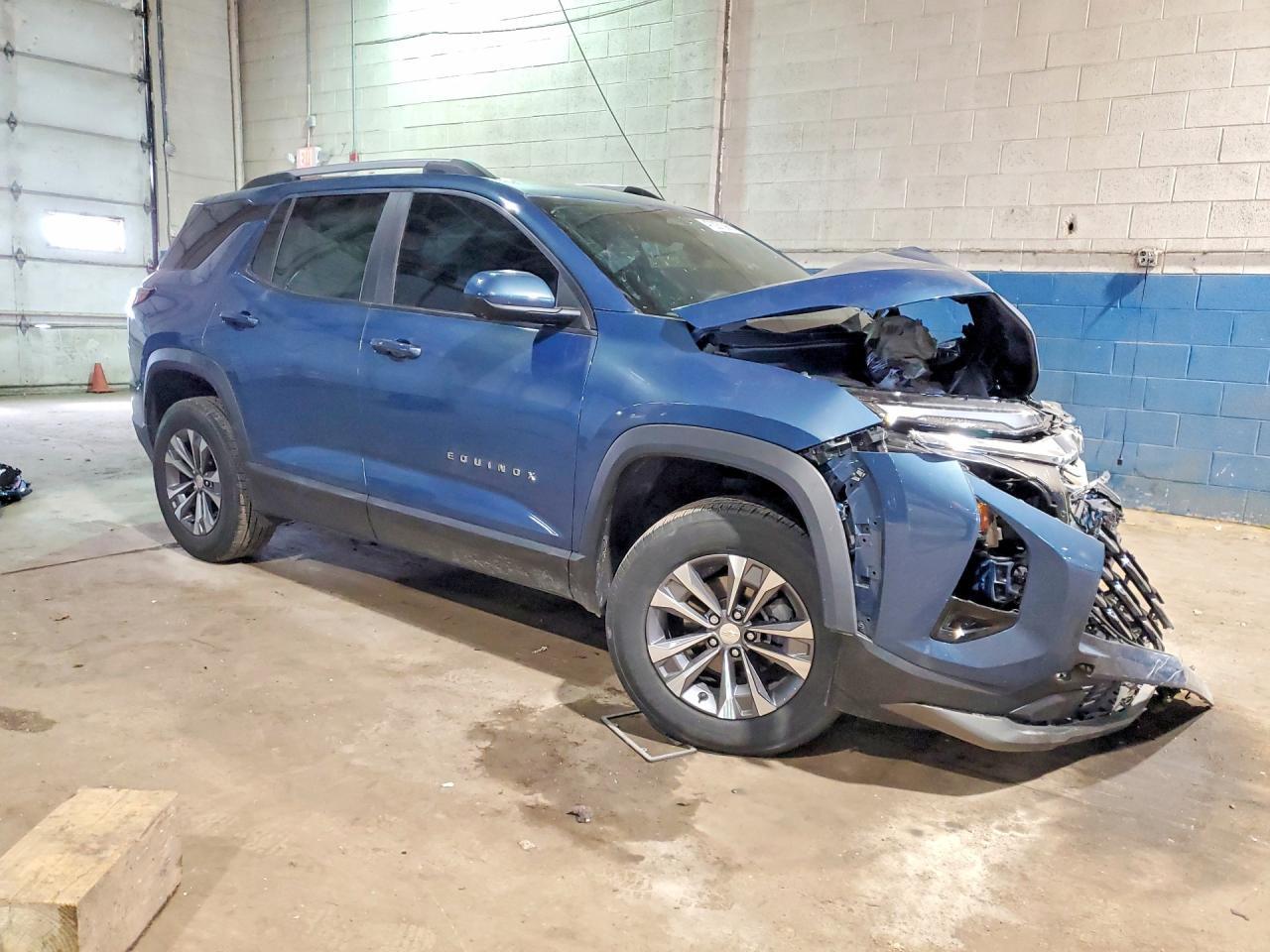 2025 Chevrolet Equinox Lt - Image 4