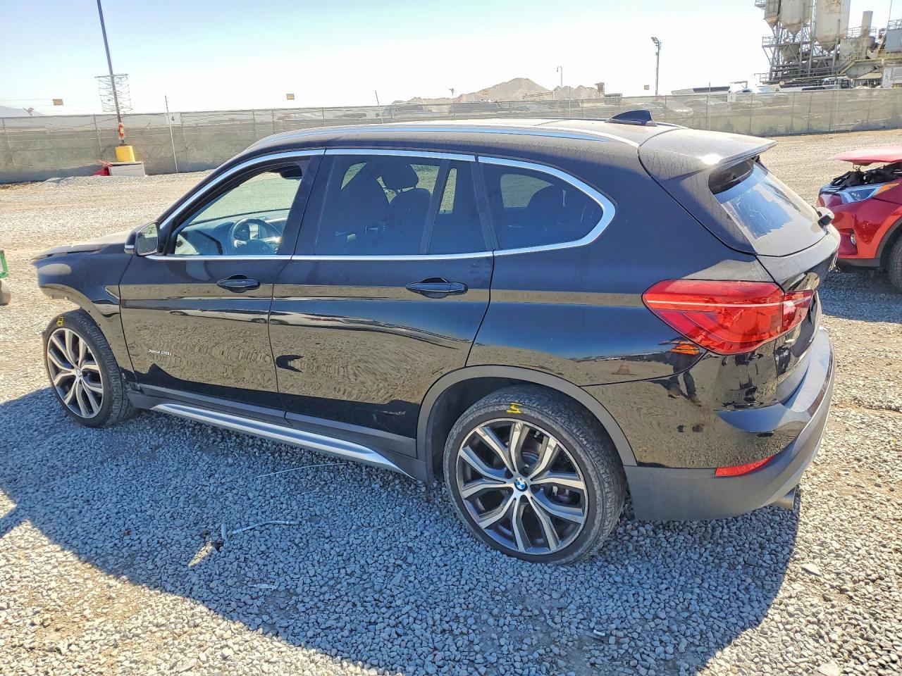 2016 BMW X1 xDrive28I - Фото 2