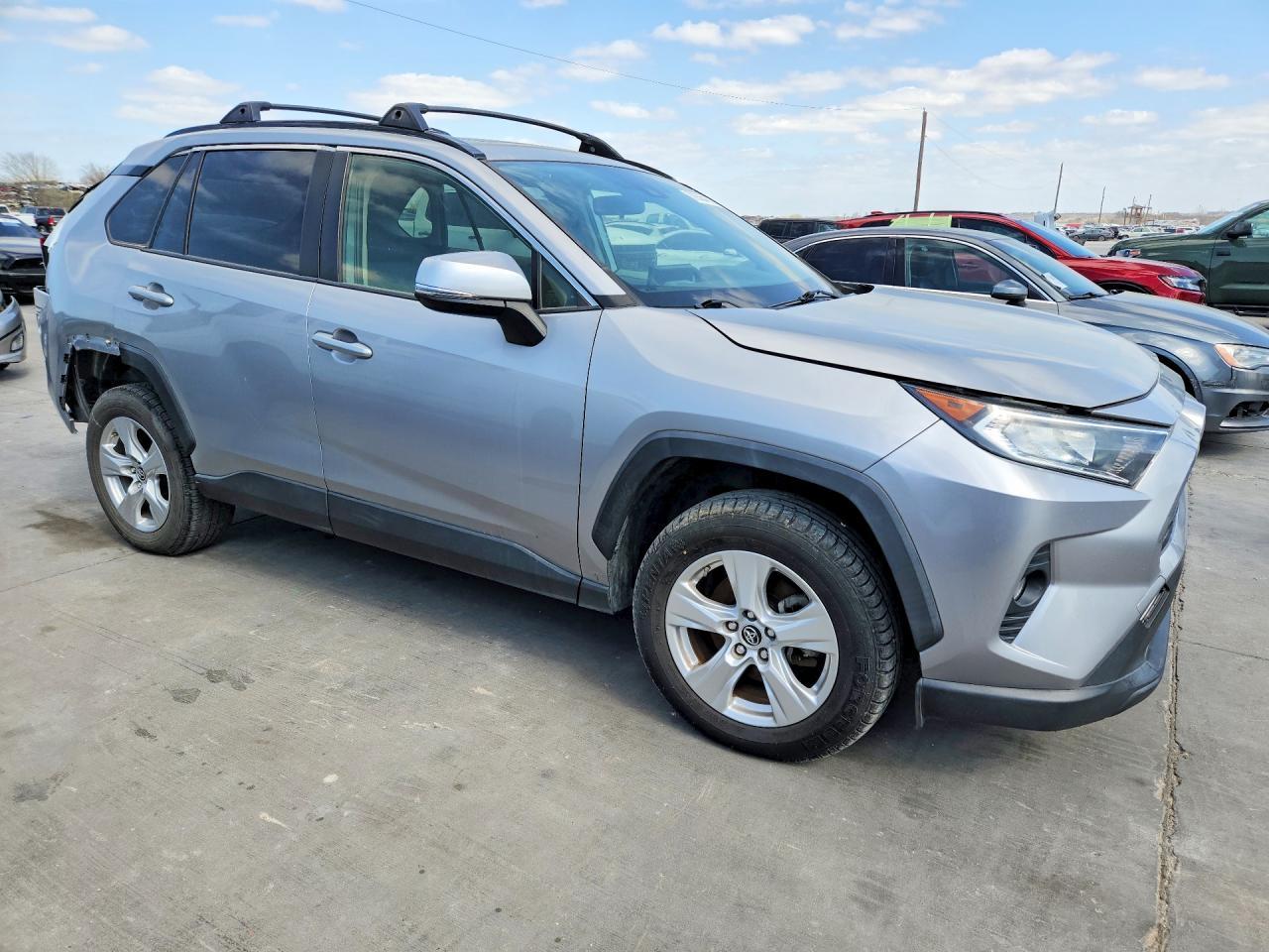2019 Toyota Rav4 Xle - Фото 4
