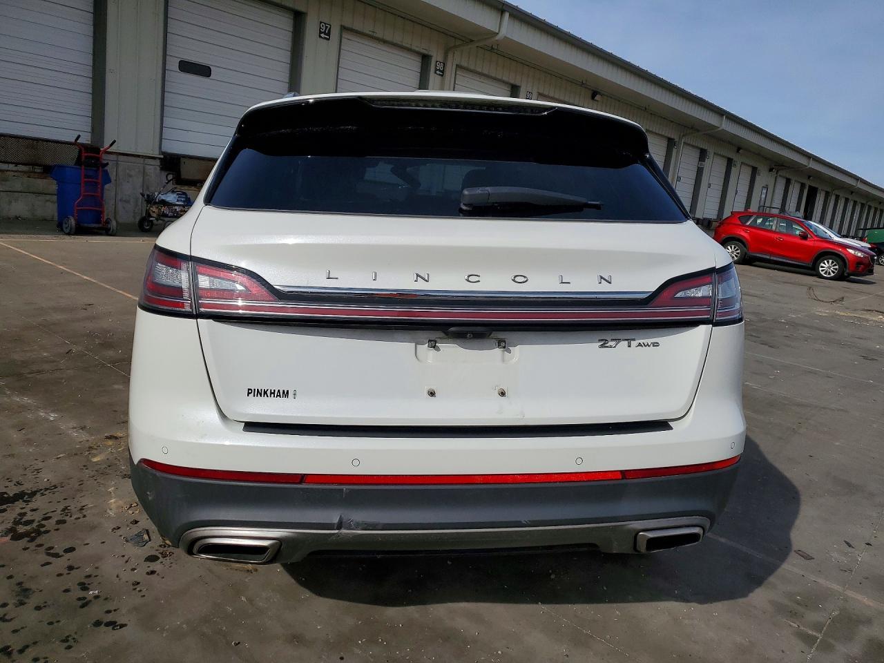 2020 Lincoln Nautilus Reserve - Image 6