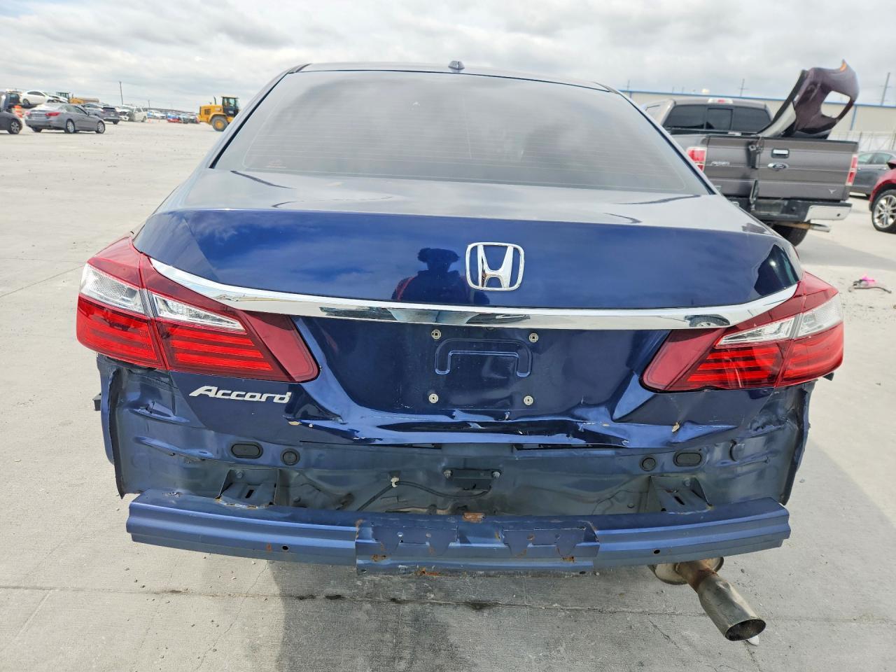 2016 Honda Accord Ex - Image 6