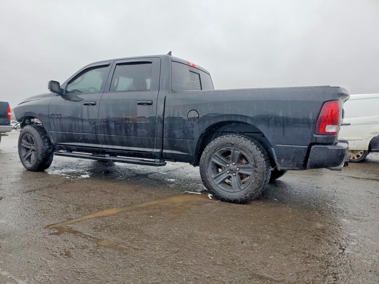 2018 Ram 1500 Sport - Фото 2