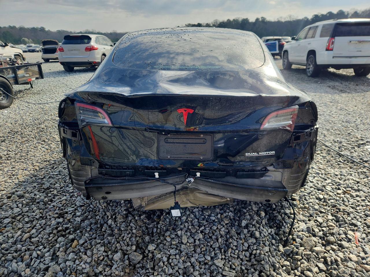 2023 Tesla Model 3 - Image 6