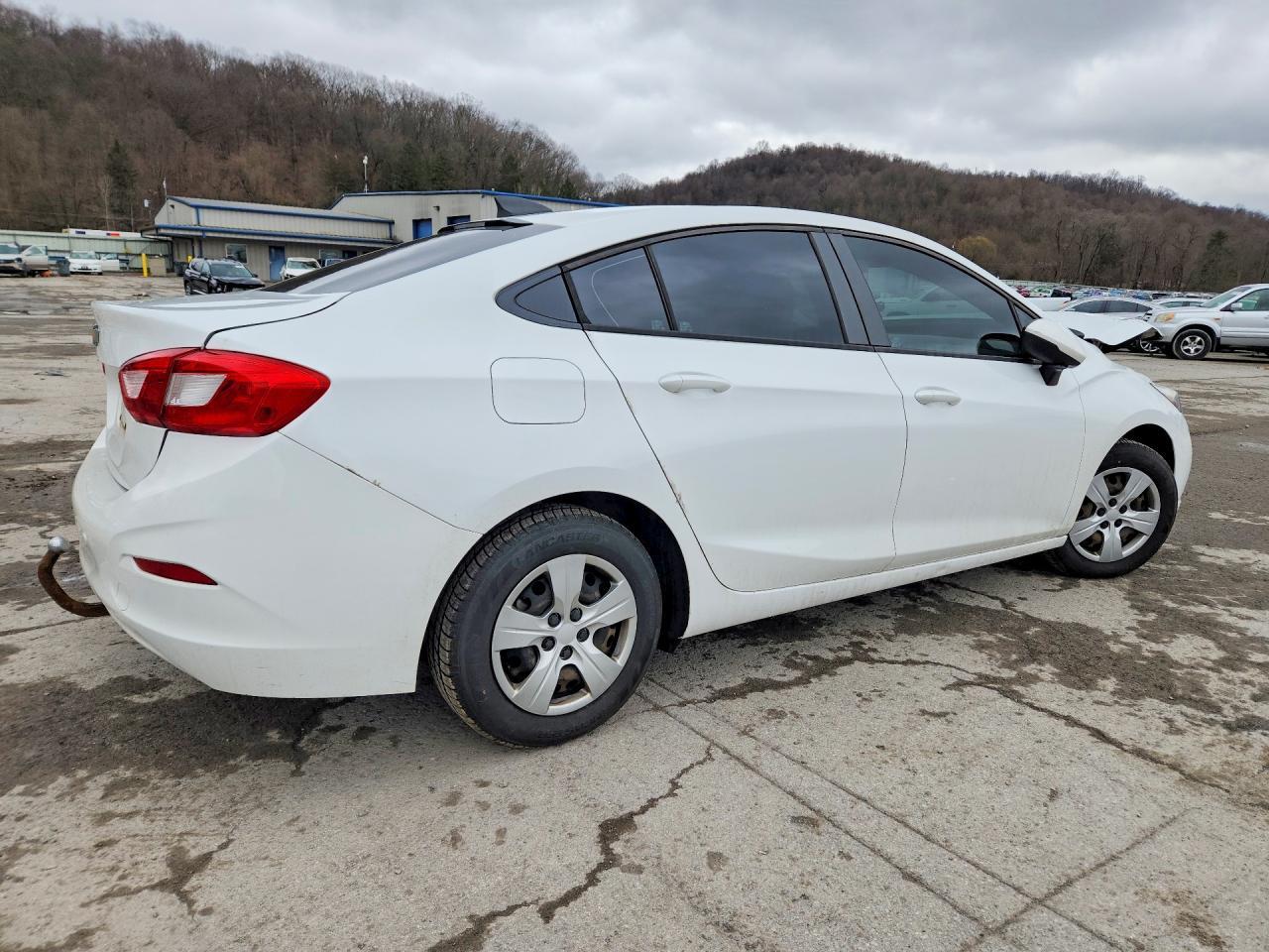 2016 Chevrolet Cruze Ls - Фото 3