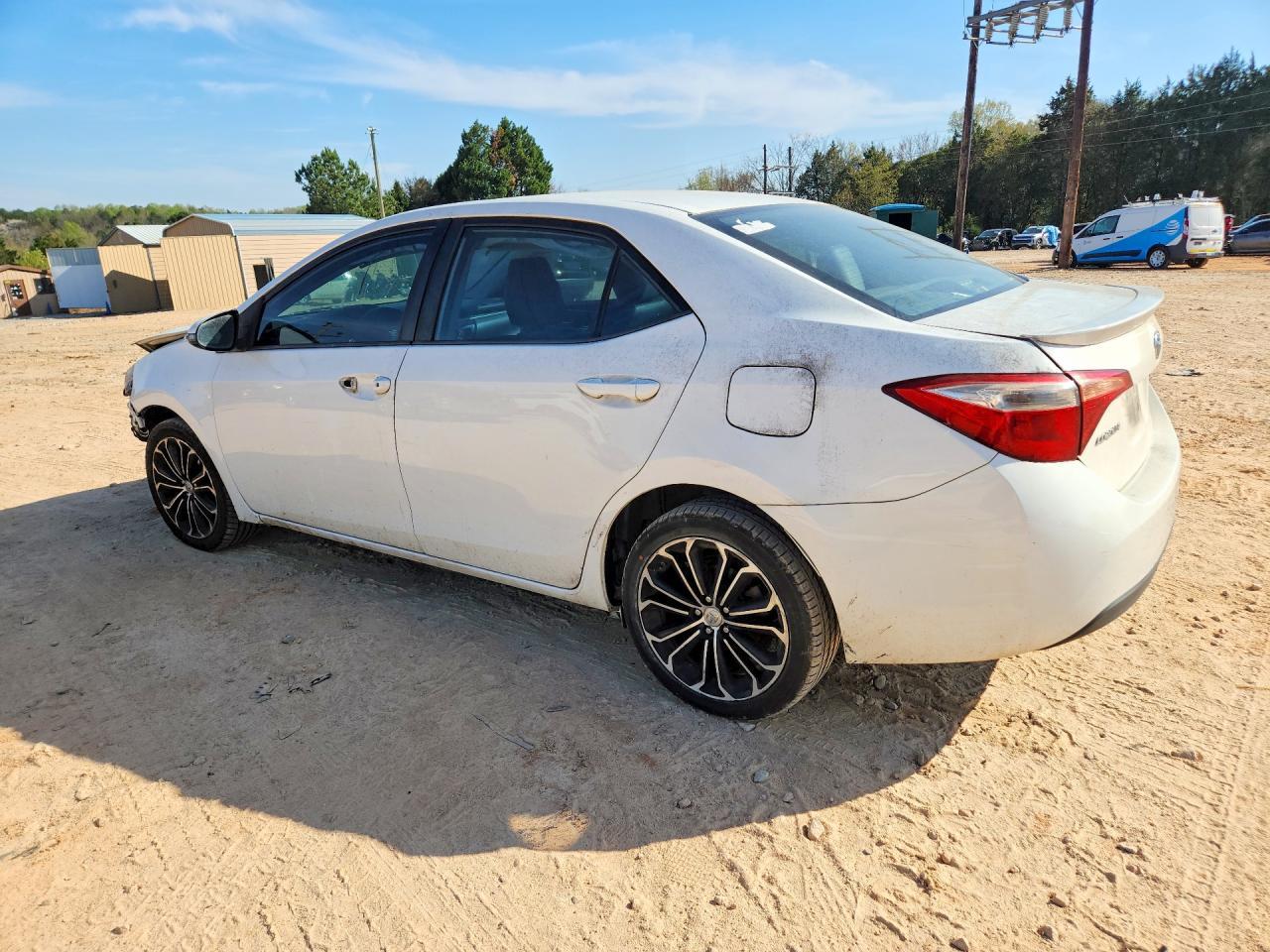 2016 Toyota Corolla Le - Image 2