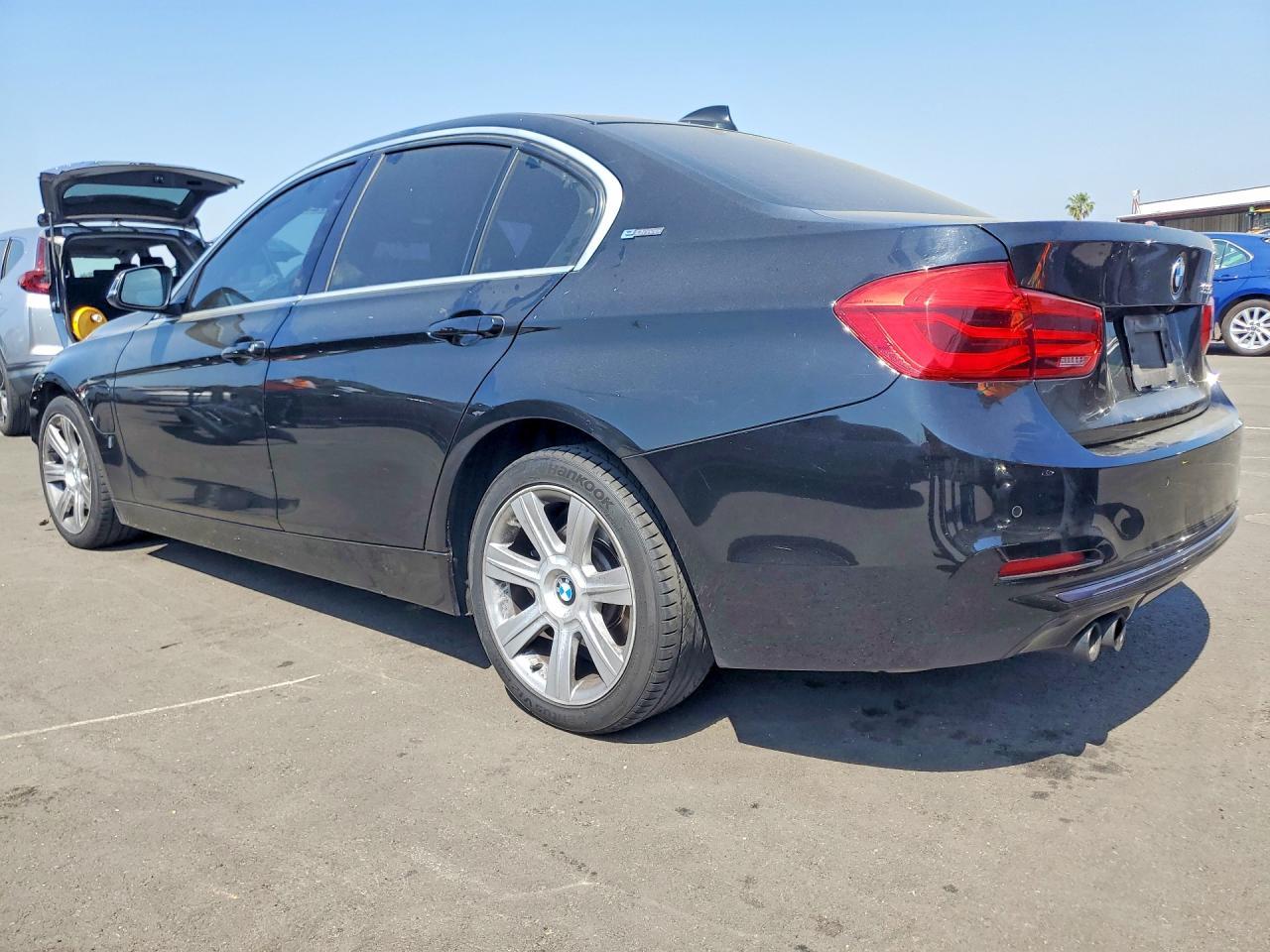 2018 BMW 330E - Image 2