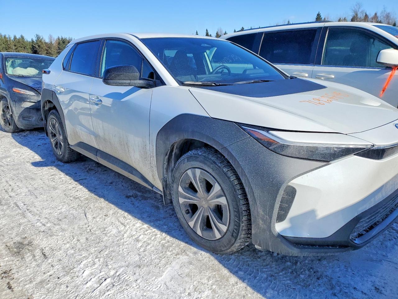 2025 Toyota Bz4X Xle - Image 4