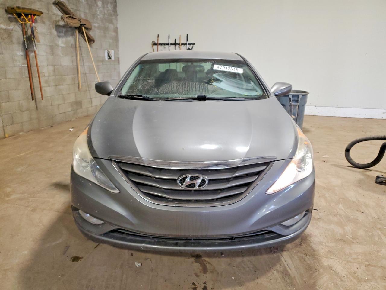 2013 Hyundai Sonata Gls - Image 5