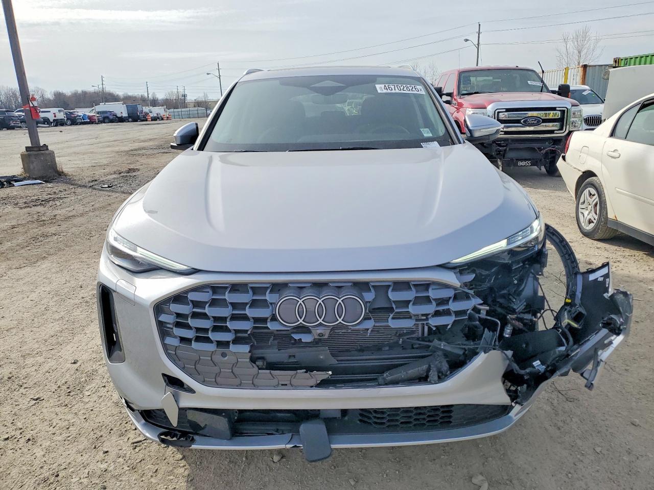 2025 Audi Q5 Premium Plus - Фото 5