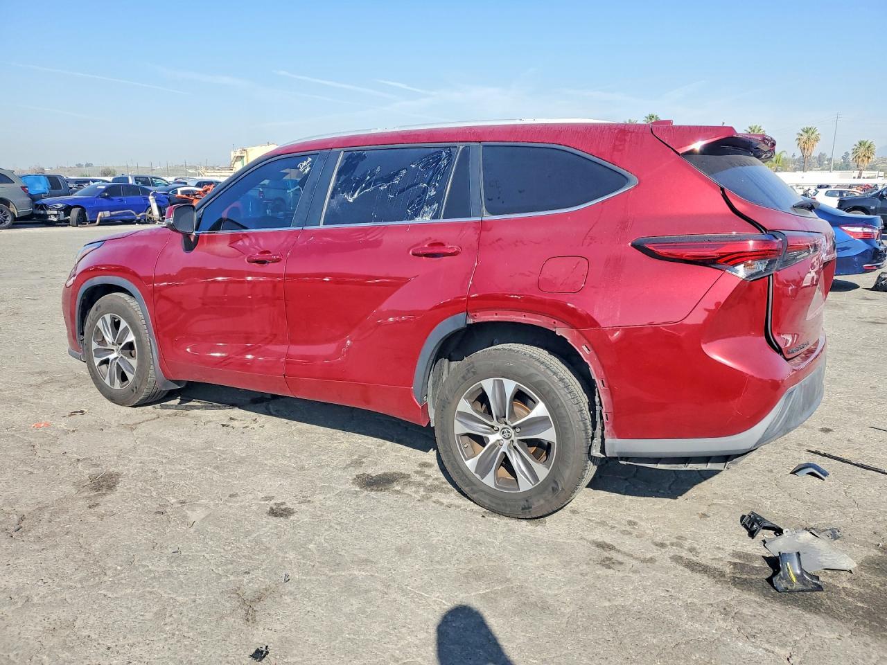 2023 Toyota Highlander Xle - Image 2