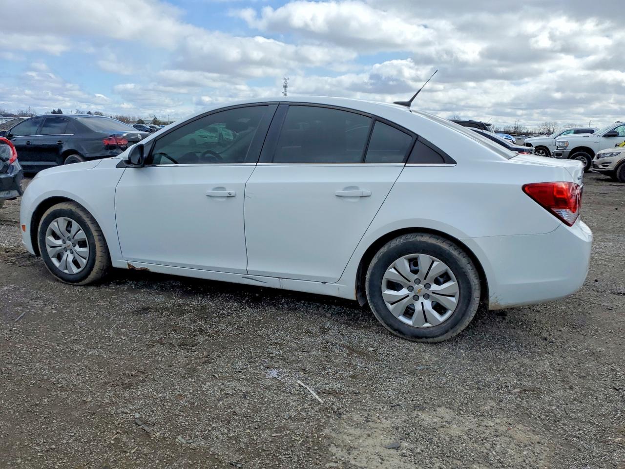 2014 Chevrolet Cruze Lt - Фото 2