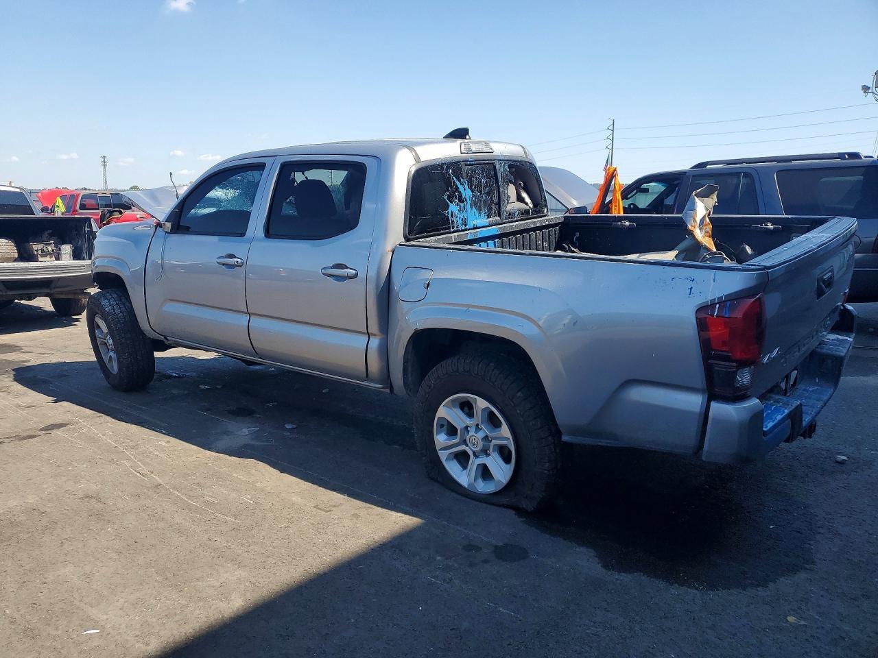 2021 Toyota Tacoma Sr V6 - Фото 2