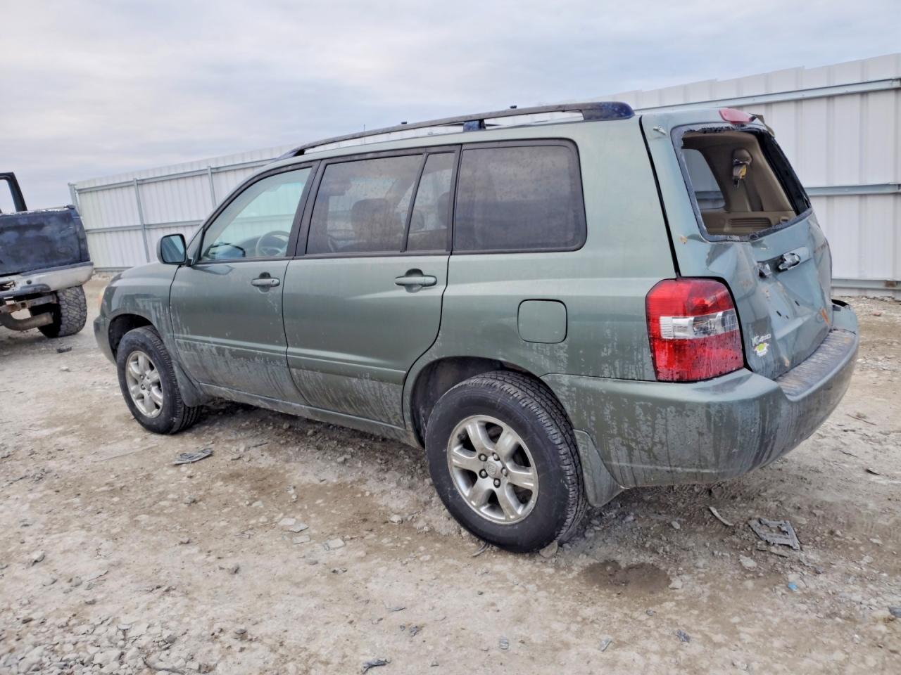 2007 Toyota Highlander Sport - Image 2