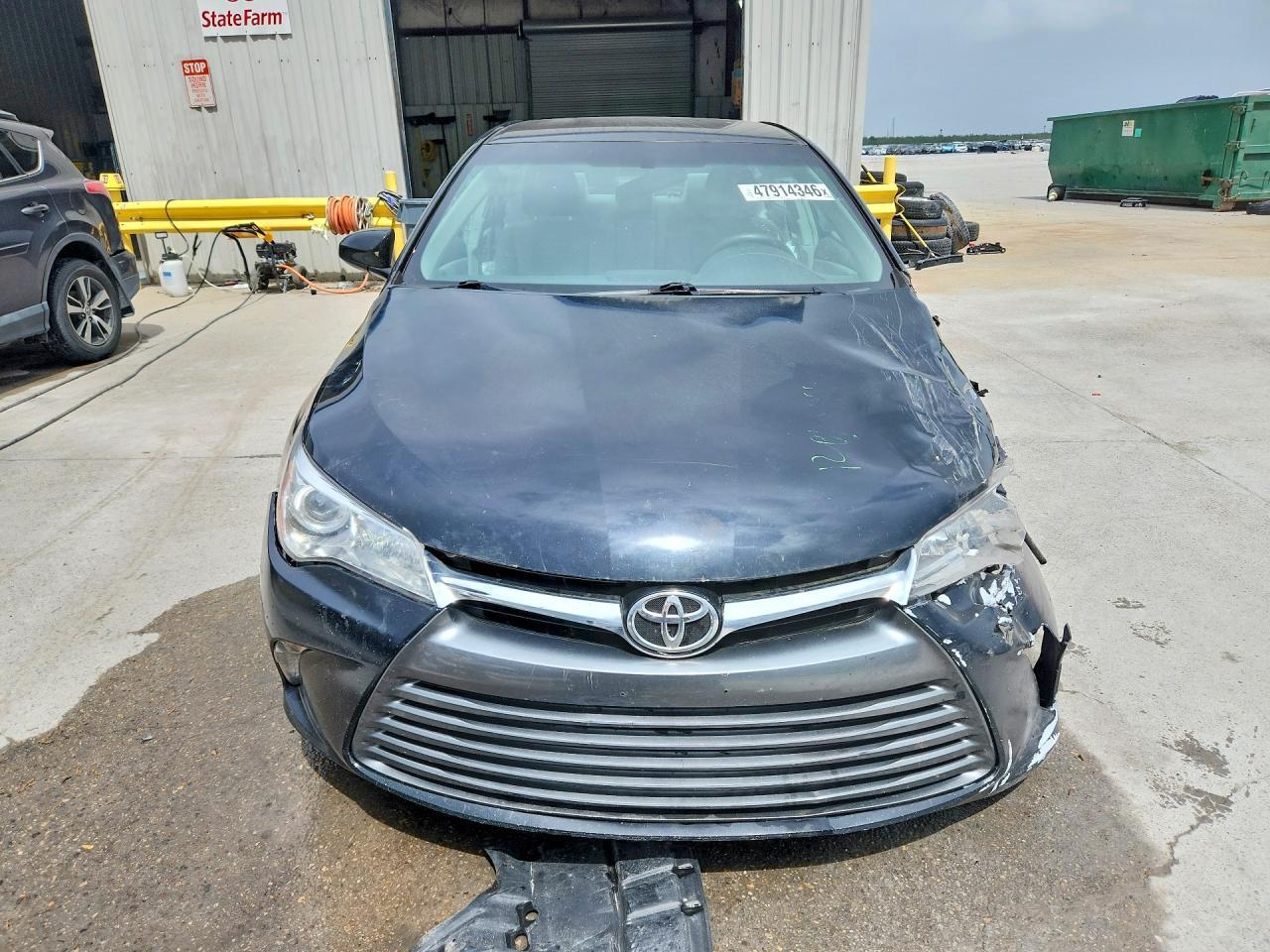 2017 Toyota Camry Le - Фото 5