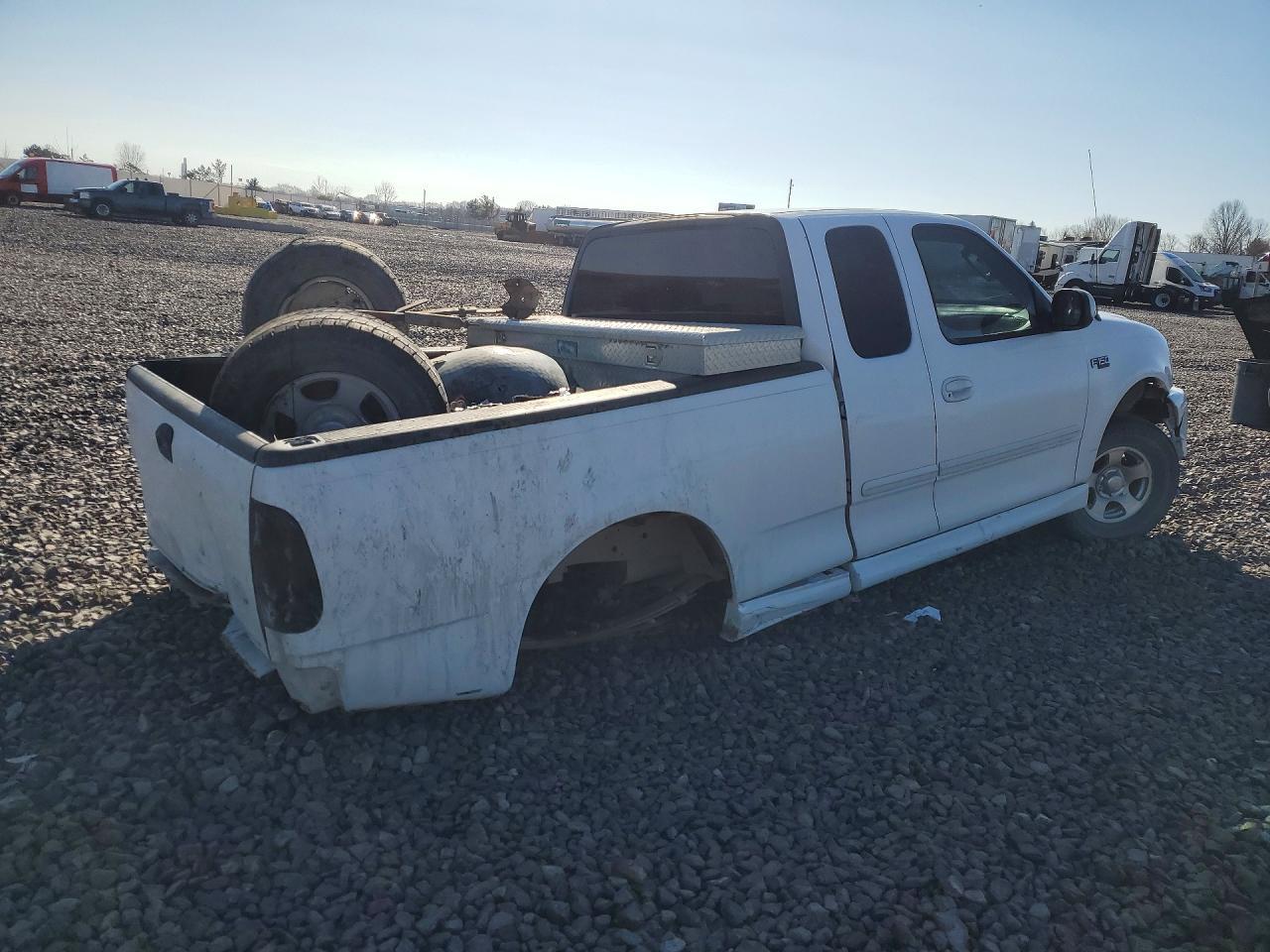 2003 Ford F150 - Фото 3