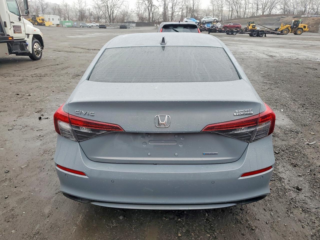 2025 Honda Civic Sport Touring - Image 6