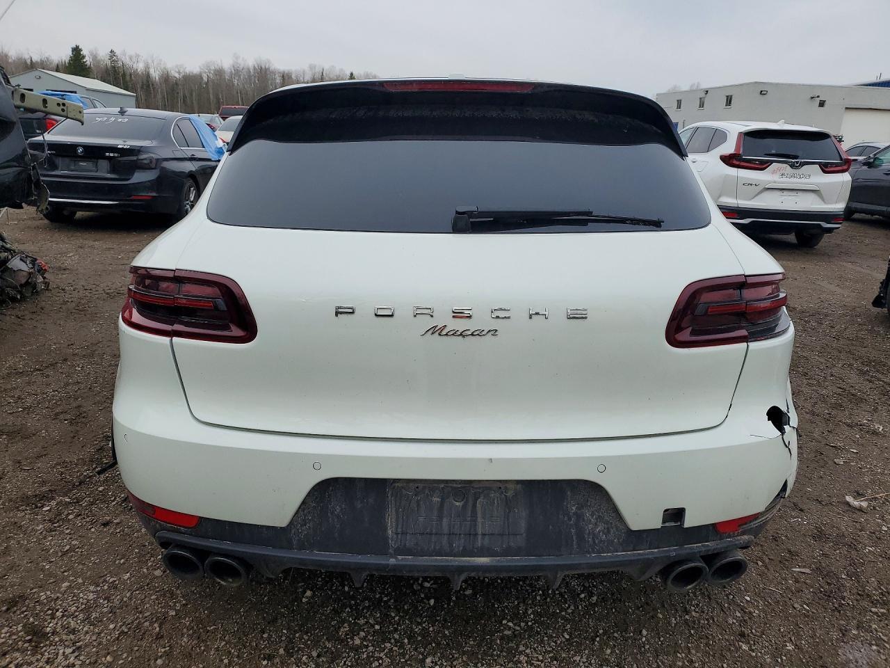 2018 Porsche Macan - Image 6