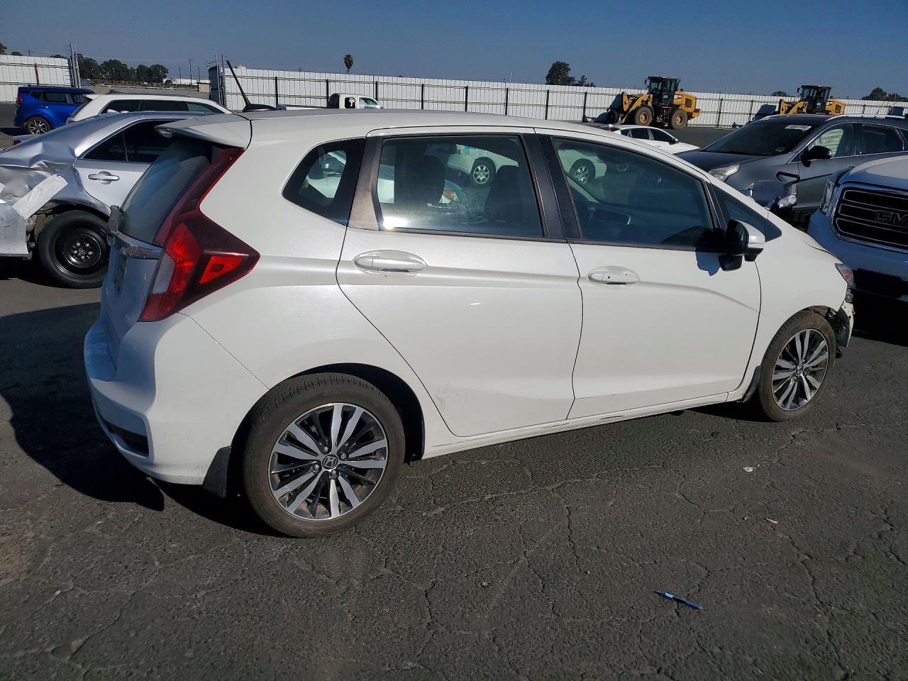 2019 Honda Fit Ex - Image 3