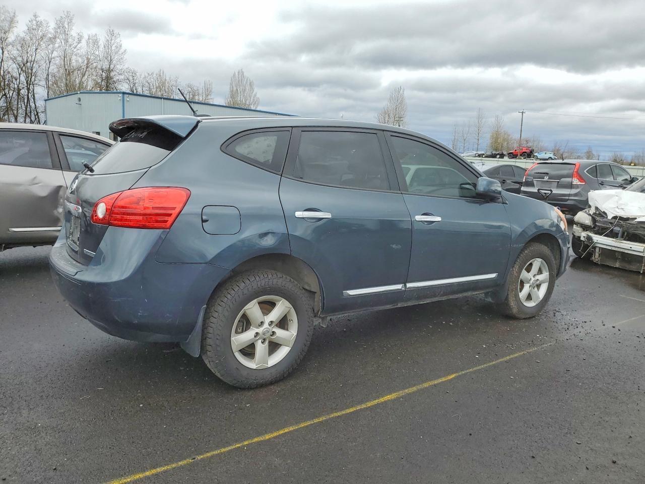 2013 Nissan Rogue S - Image 3