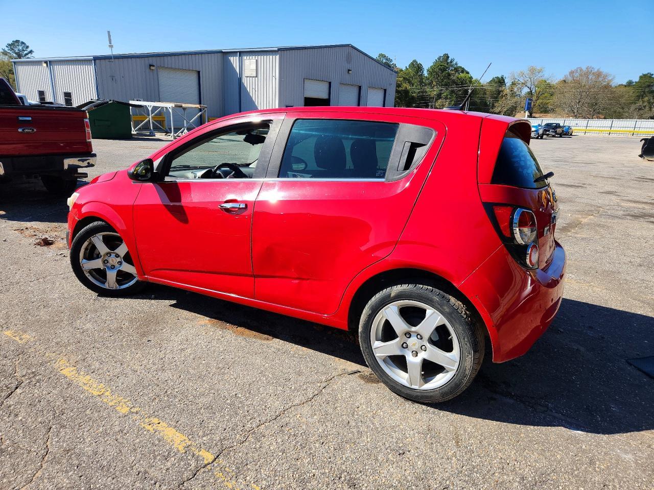 2012 Chevrolet Sonic Ltz - Image 2