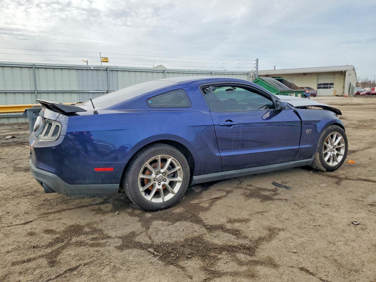2010 Ford Mustang Gt - Фото 3