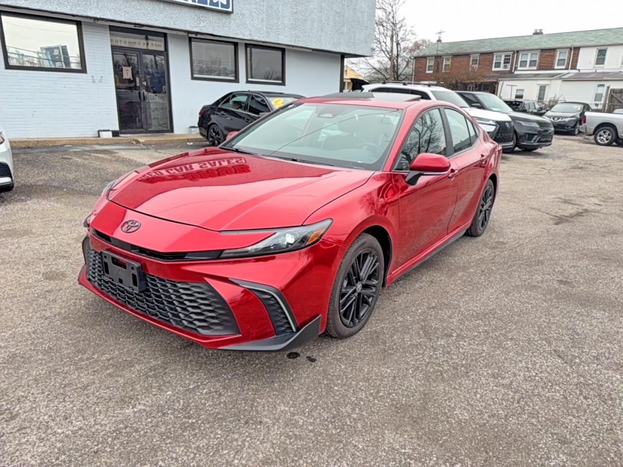 2025 Toyota Camry Se - Фото 2