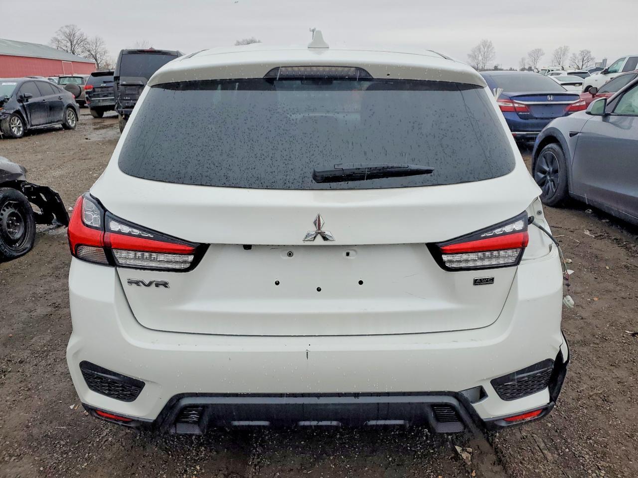 2021 Mitsubishi Rvr Se - Фото 6
