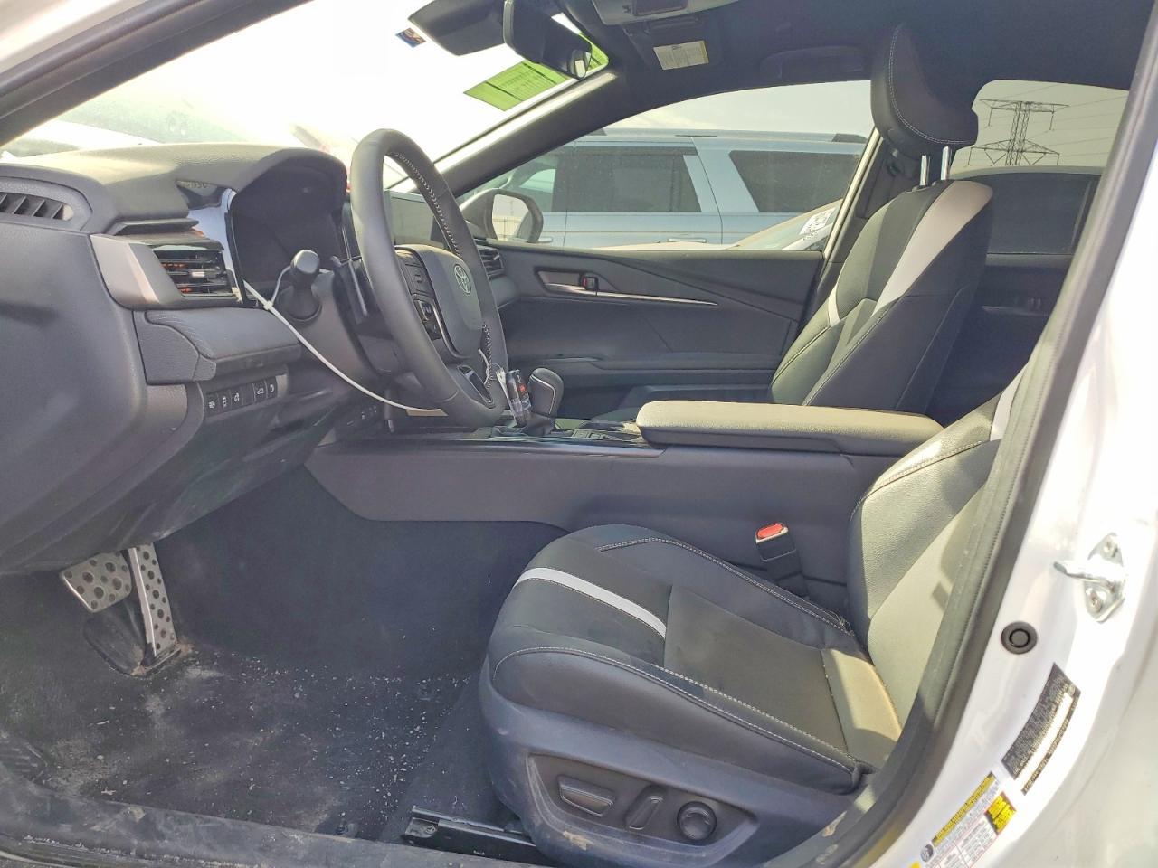 2025 Toyota Camry Se - Фото 7