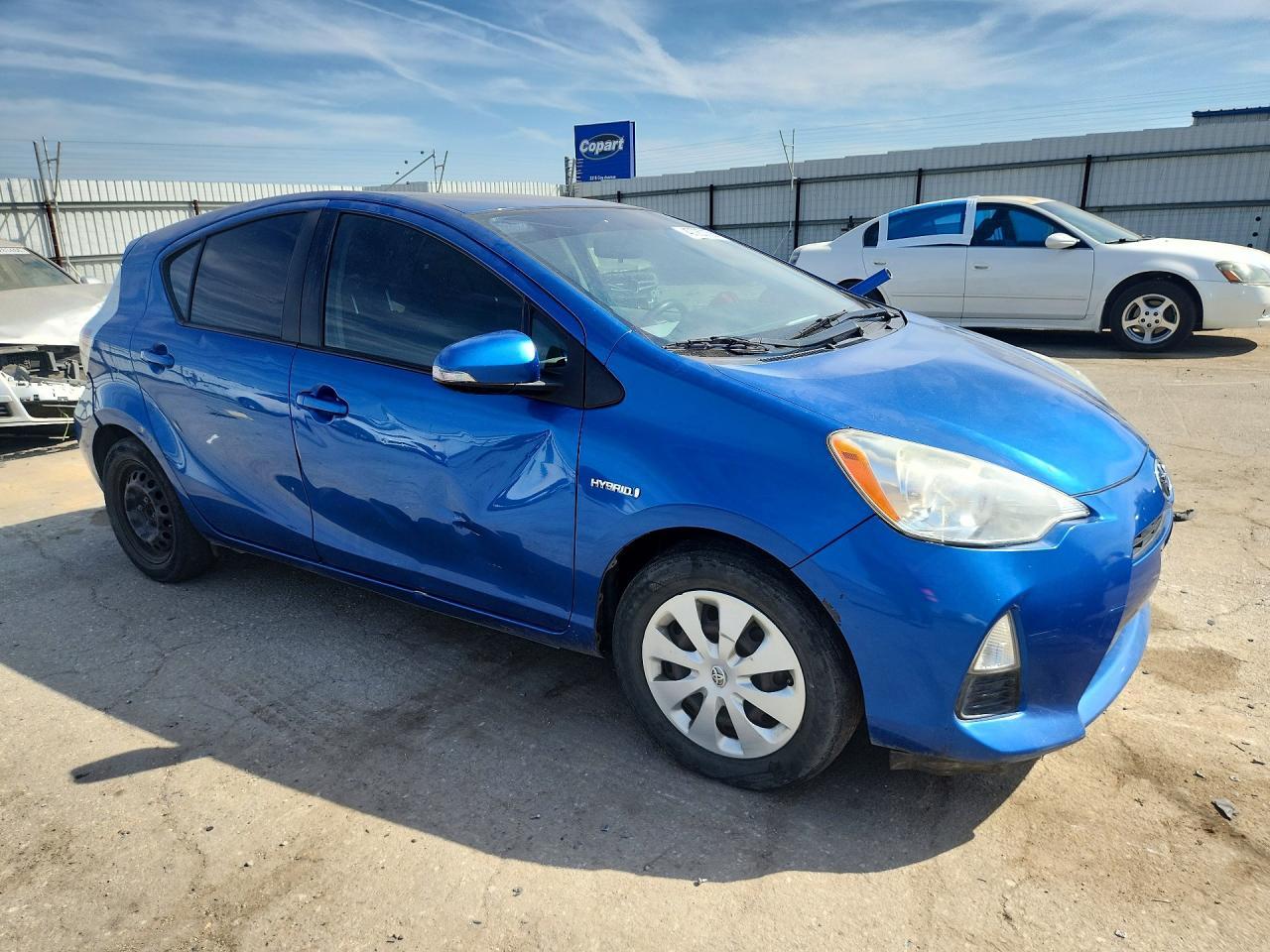 2012 Toyota Prius C Two - Фото 4