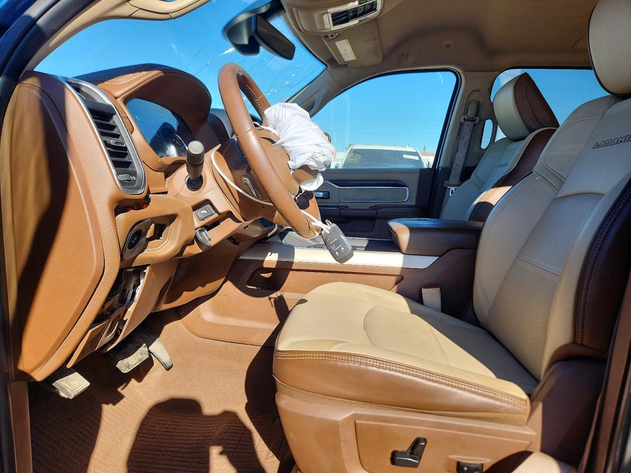 2022 Ram 2500 Laramie - Фото 5