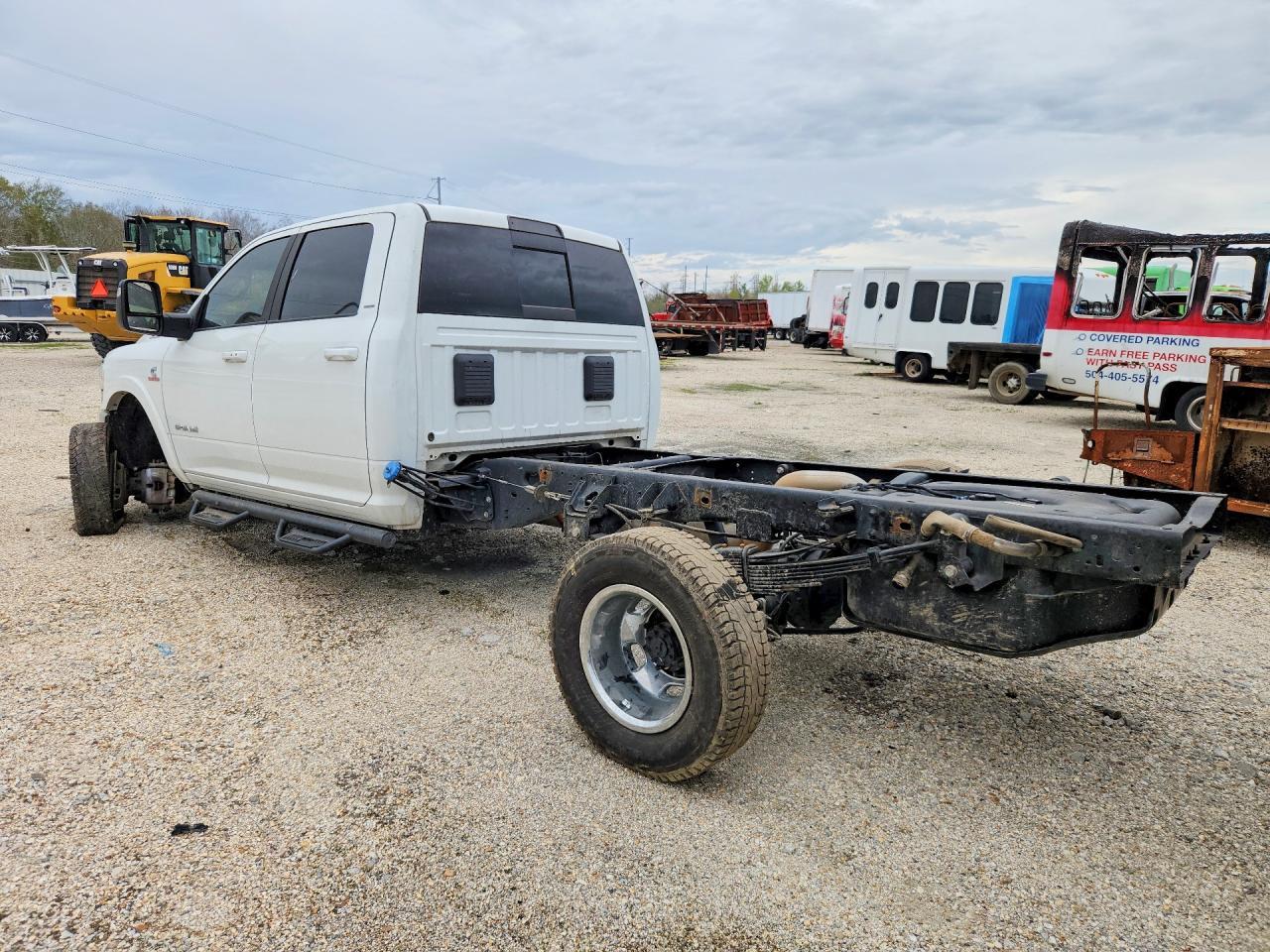 2024 Ram 3500 Cab & Chassis L - Image 2