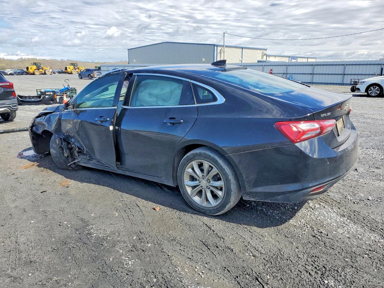 2019 Chevrolet Malibu Lt - Фото 2