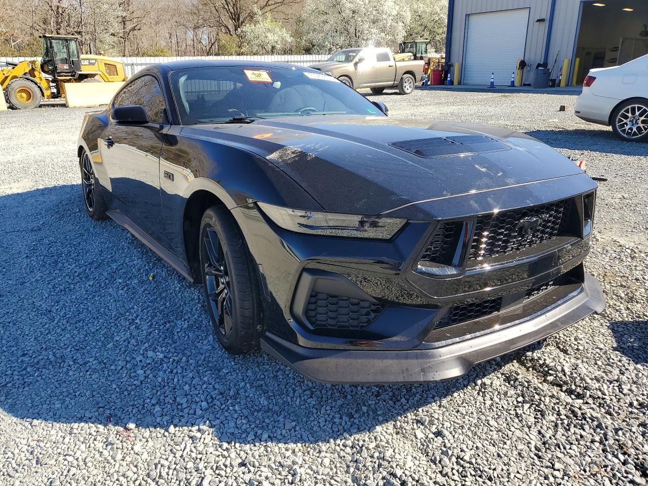 2024 Ford Mustang Gt - Фото 4