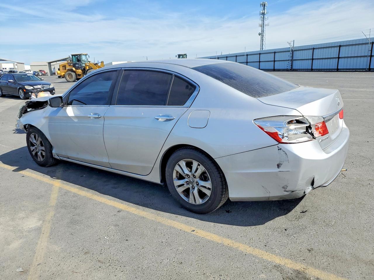 2013 Honda Accord Lx - Фото 2
