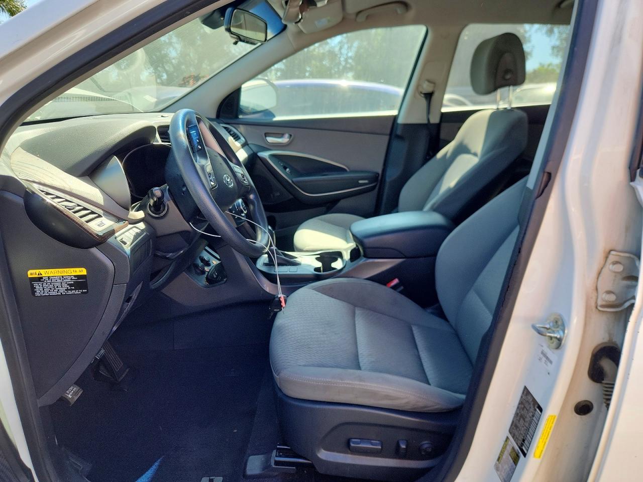 2017 Hyundai Santa Fe Se - Фото 7