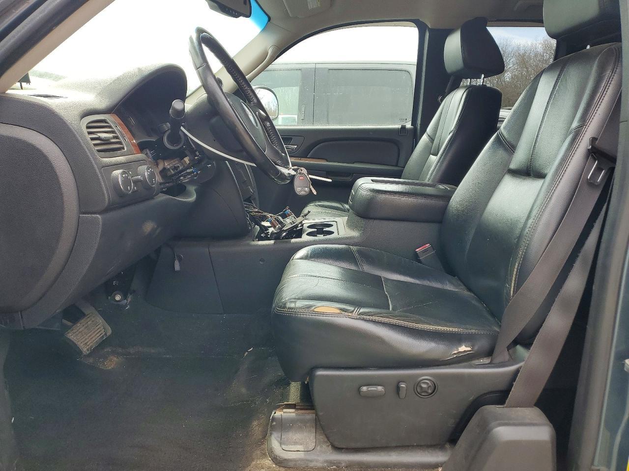 2007 GMC New Sierra K1500 - Image 7