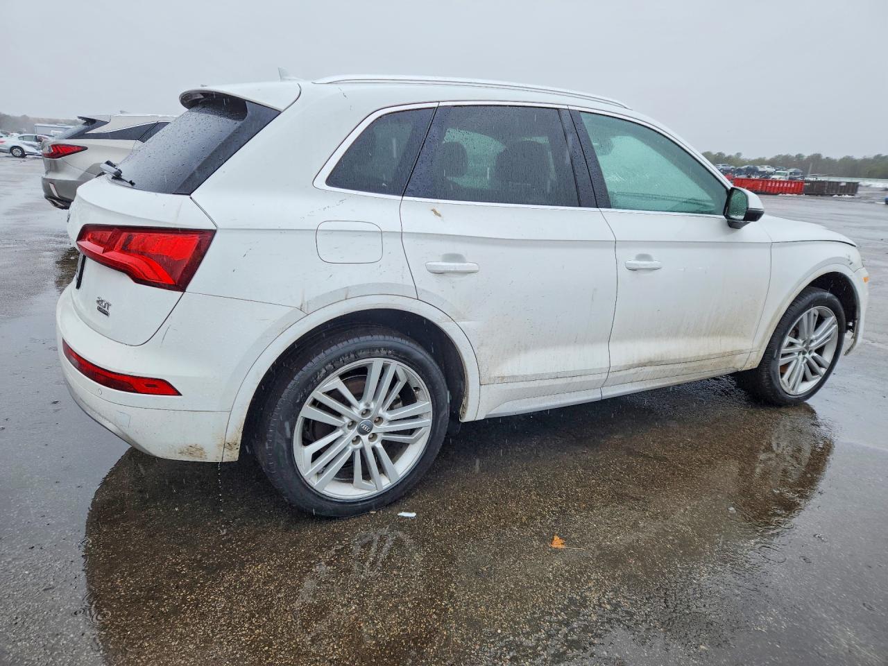 2018 Audi Q5 Premium Plus - Image 3