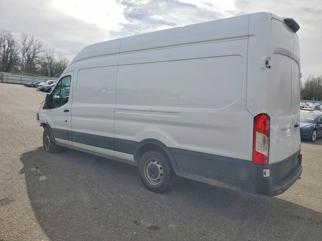 2024 Ford Transit 250 Delivery Van - Фото 2