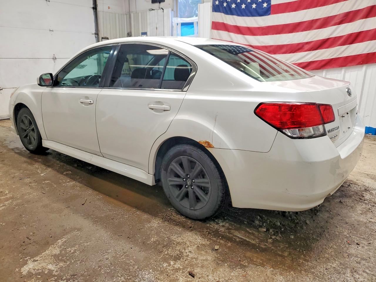 2012 Subaru Legacy - Фото 2